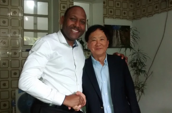 TAK et Thierry Robert