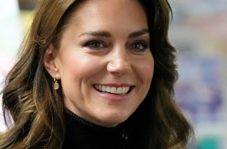La princesse Kate sourit lors d'une visite à Londres le 24 novembre 2023