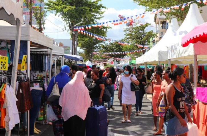 Saint-Paul : lancement de la grande braderie commerciale 