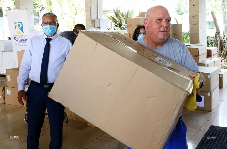 Département distribution de masques aux communes
