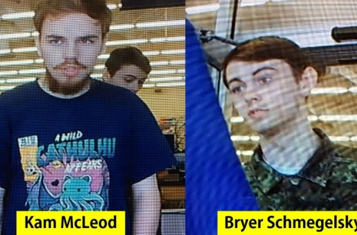 Photo d'archives, datant du 23 juillet 2019, de Kam McLeod, 19 ans, et de Bryer Schmegelsky, 18 ans