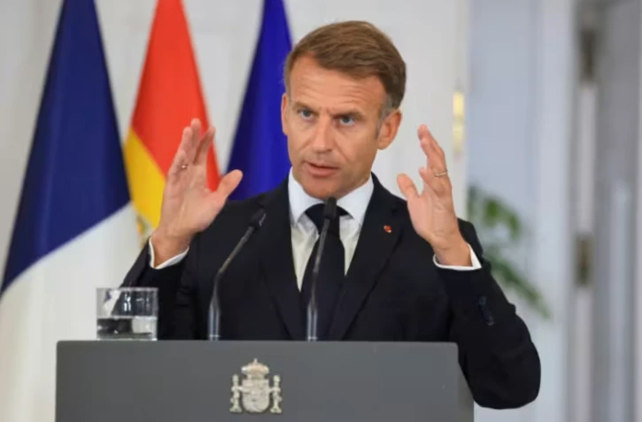 Le président français Emmanuel Macron au palais de la Moncloa à Madrid, le 30 septembre 2026 ( AFP / Ludovic MARIN )