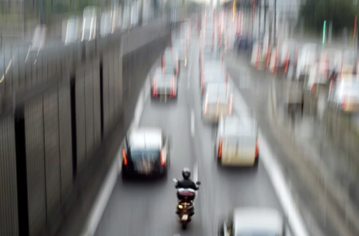 Le Conseil d'Etat a annoncé rejeter un recours des motards contre le nouveau contrôle technique imposé aux deux-roues ( AFP / MARTIN BUREAU )