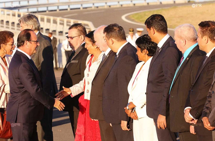 Hollande et les élus locaux