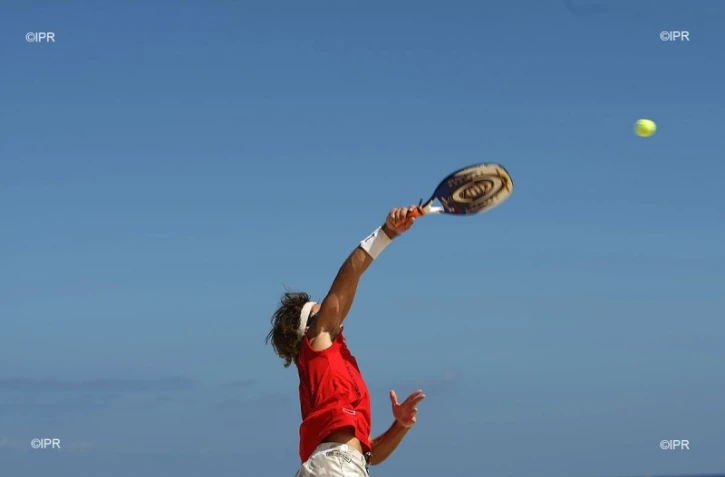 beach tennis 