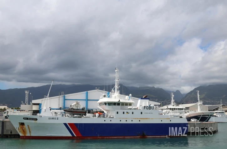 bateau Osiris patrouilleur français de surveillance des pêcheries australes