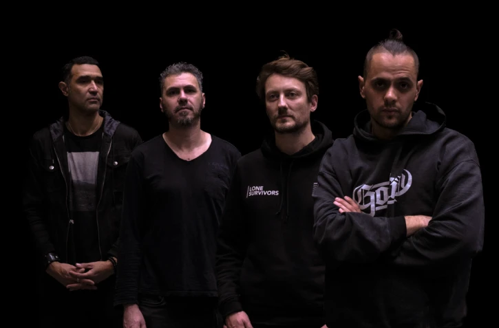 Lone survivors annonce son nouveau single entre métalcore et chant ancestral de l'île