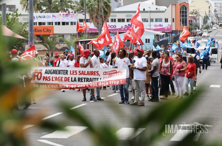 Saint-Denis - Manifestation contre l'austérité 