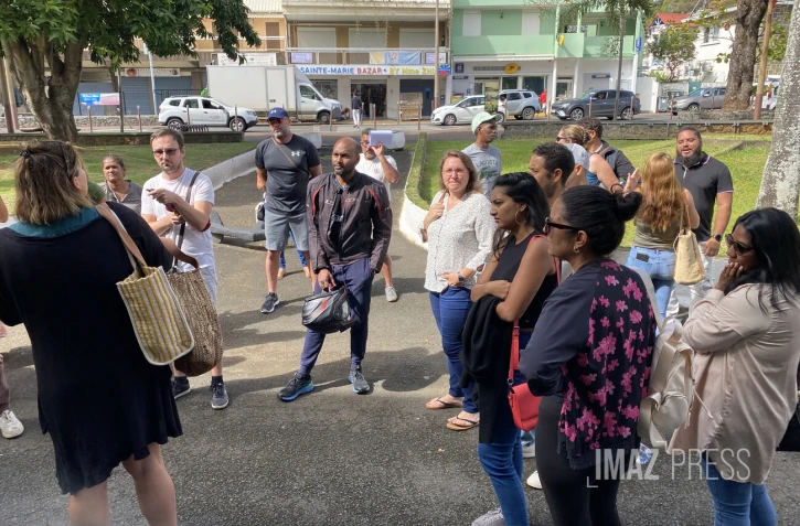 Sainte-Marie : des parents manifestent contre l'augmentation des prix du périscolaire