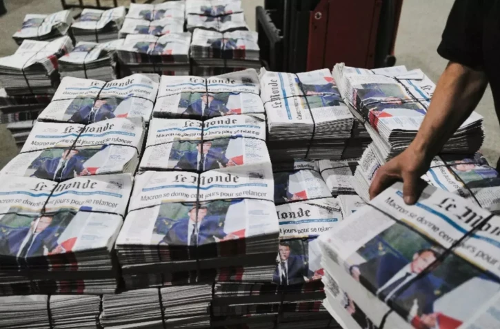 Plusieurs grands titres de presse, dont Le Monde, Ouest France et L'Équipe, ont augmenté leurs tarifs début 2024, une conséquence de l'inflation, avant une année riche en grands événements politiques et sportifs