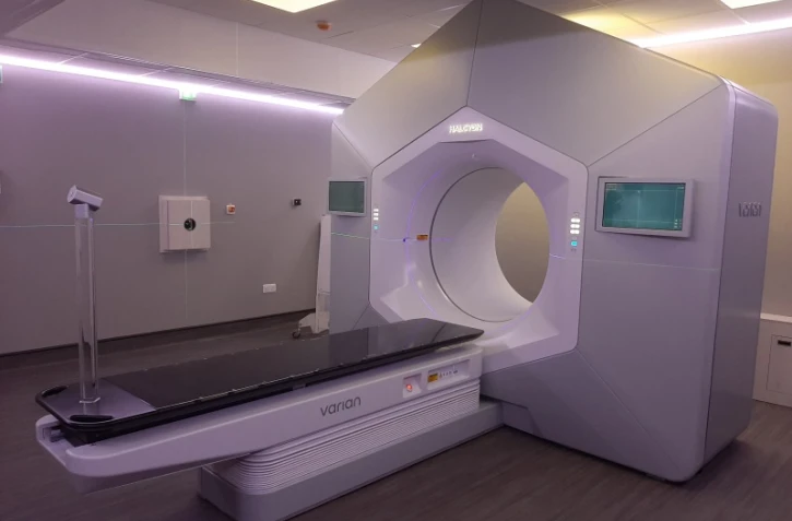  Le CHU du sud fait l'acquisition d'un nouvel équipement en radiothérapie 