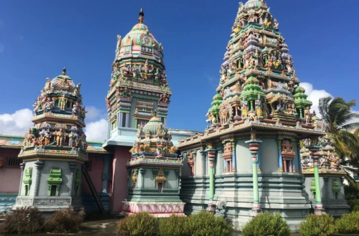 Monument préféré des Français : le temple Tamoul Narassingua Péroumal de Saint-Pierre en lice