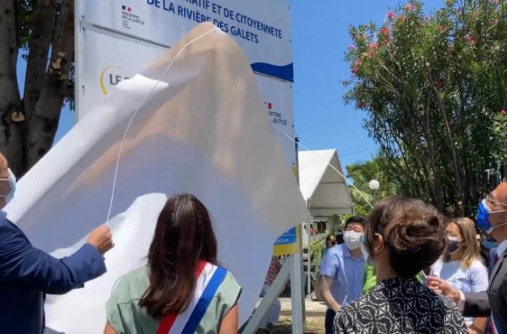  Le Port : le pôle administratif et de citoyenneté accueille du public