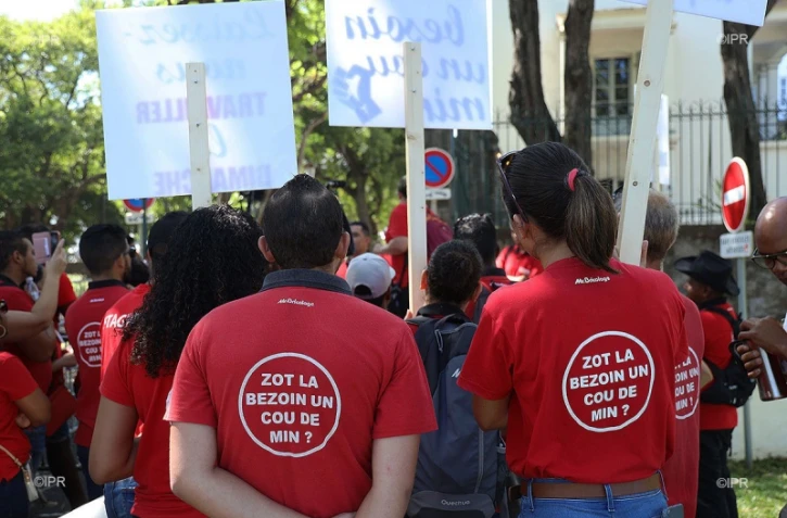 manif monsieur bricolage