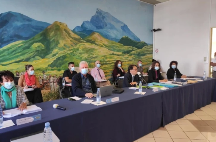 Conseil municipal du Tampon : 31 affaires adoptées