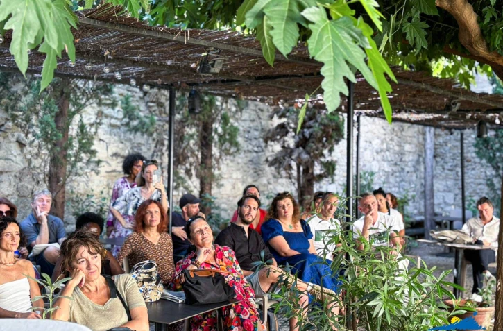 Festival d'Avignon : la Région réaffirme son soutien aux compagnies et salles réunionnaises