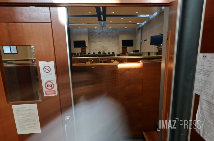 salle de la cour assises , tribunal 