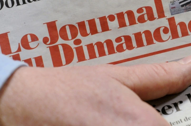 Huit anciens directeurs du Journal du dimanche (JDD) ont apporté lundi leur soutien aux salariés de l'hebdomadaire en grève contre l'arrivée à sa direction du journaliste d'extrême droite Geoffroy Lejeune