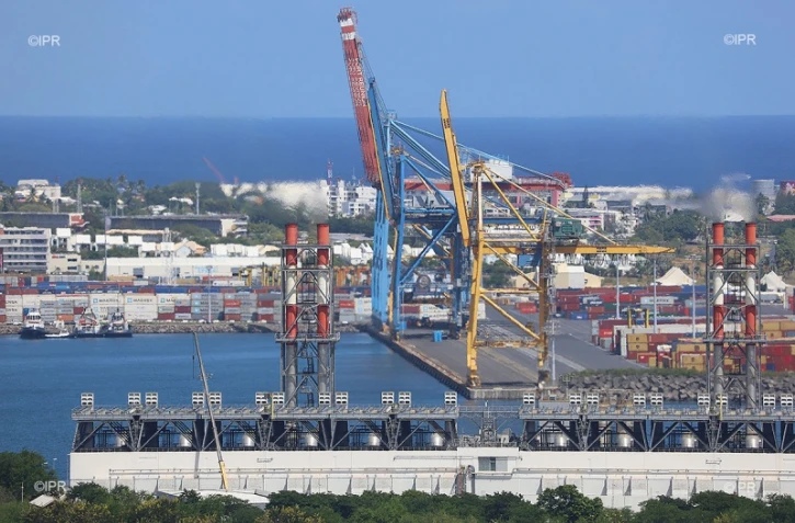 Port est et centrale thérmique du Port 