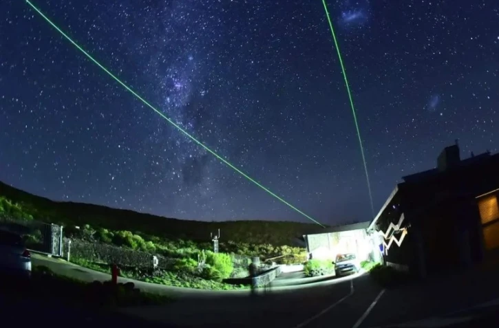 Eruption aux îles Tonga : des scientifiques américains étudient l'atmosphère de La Réunion 