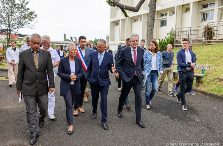  Département : la ministre de l’Éducation en visite pour la rentrée scolaire