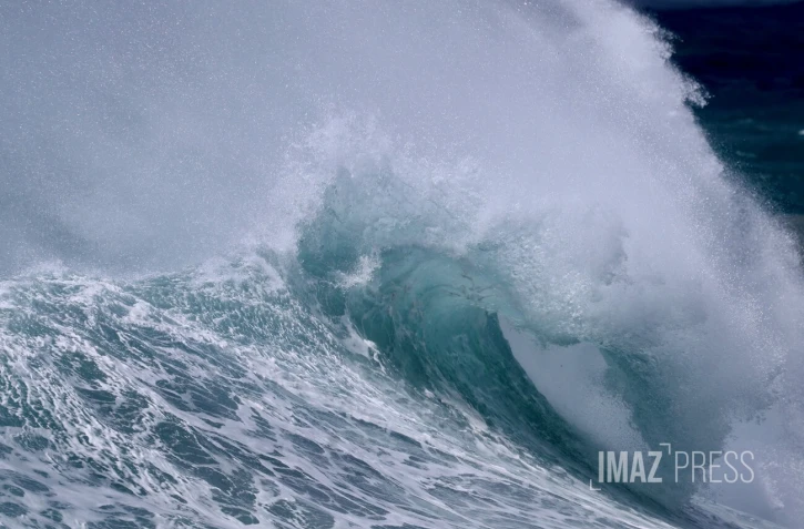 Houle à la darse du Port Ouest