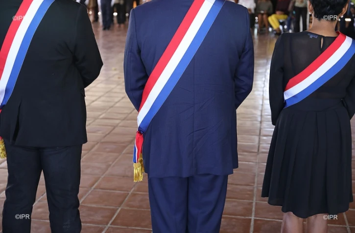 écharpe d'élus
