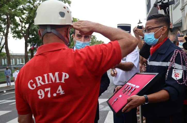 Lecornu remise de médaille 