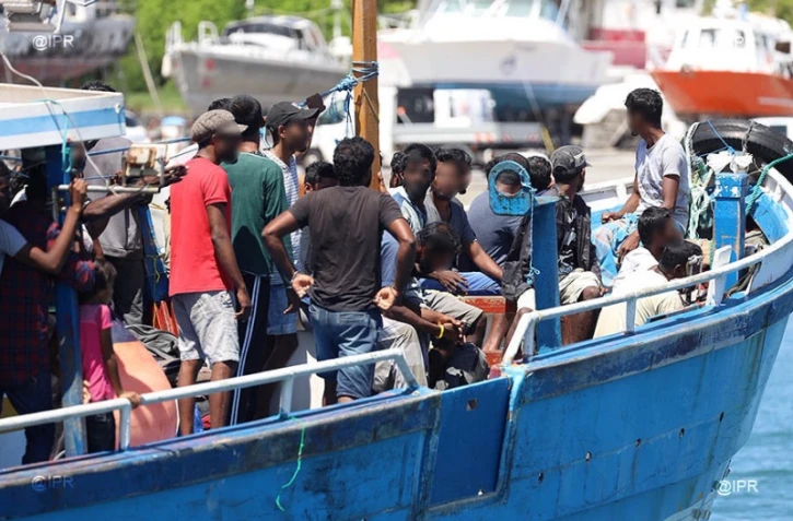 Mardi 5 février 2019 - Le bateau de migrants est arrivé au Port-Ouest