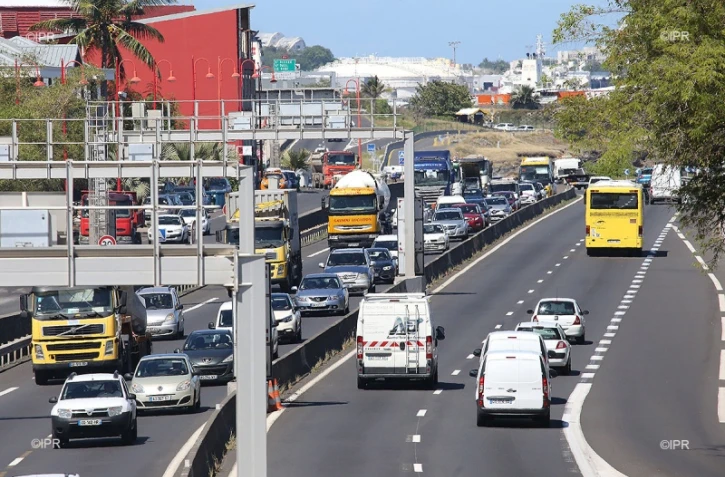  embouteillage route du littoral 