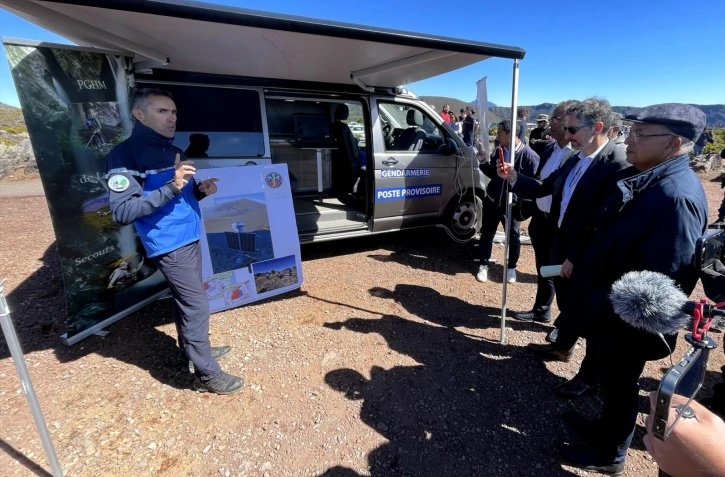 Poste de gendarmerie au volcan