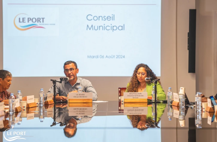 Le Port : 16 dossiers adoptés lors du conseil municipal