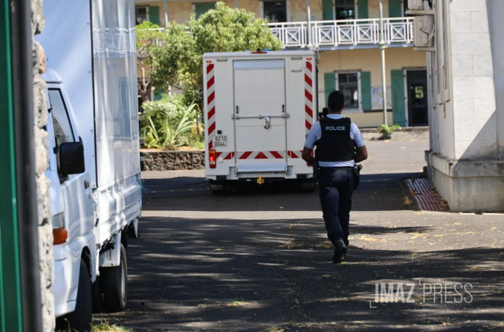 Alerte à la bombe à Saint-Denis