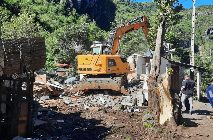 Démolition la Colline à Saint-Denis