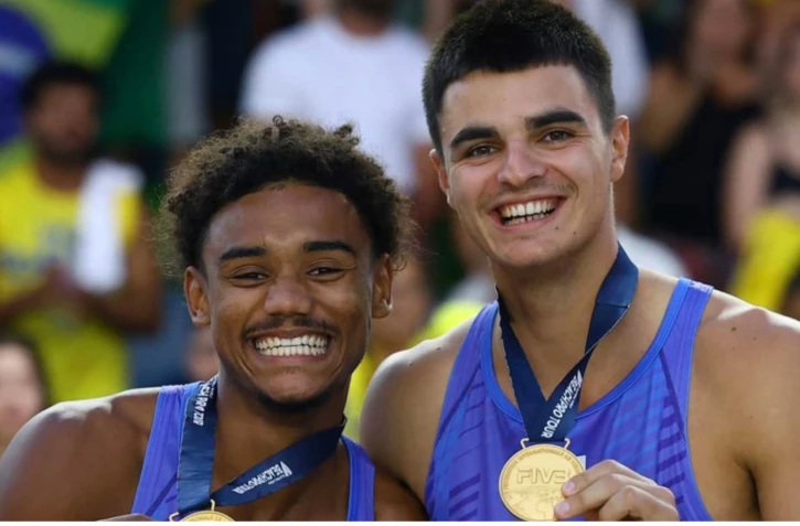 Joadel Geneviève Gardoque et Elouan Chouikh-Barbez : champions du monde de beach-volley