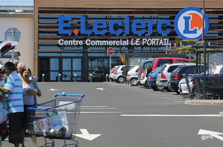 grande surface saint-leu