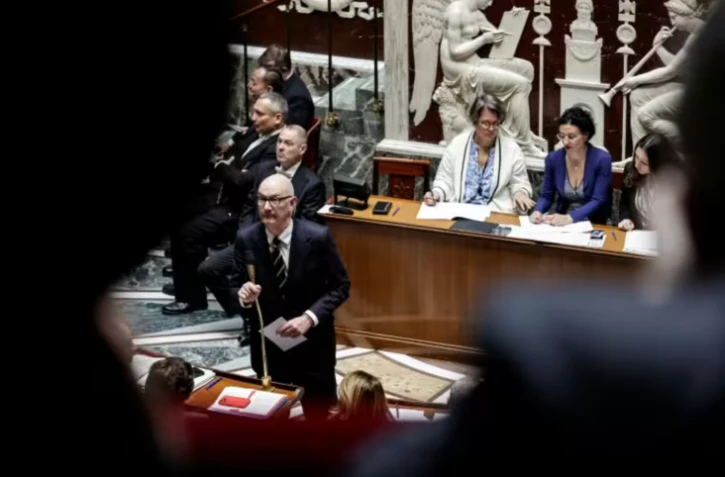 Le ministre de l'Economie, Roland Lescure, à l'Assemblée nationale, le 24 mars 2026 à Paris ( AFP / STEPHANE DE SAKUTIN )
