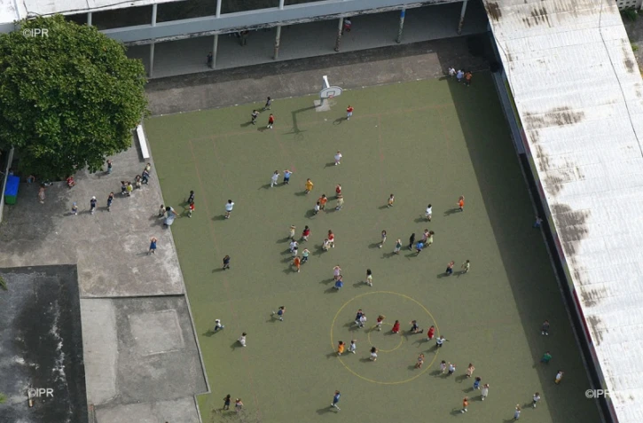 Cour d\'école primaire 