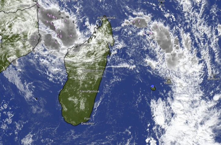Une zone perturbée à 1.520 km de La Réunion, une influence possible en début de semaine prochaine