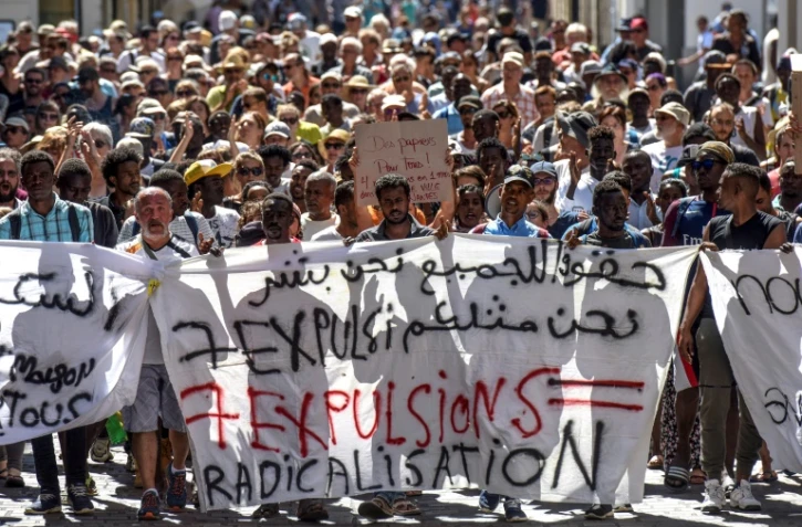 Manifestation le 4 août 2018 à Nantes en soutien aux  migrants expulsés fin juillet d'un square du centre-ville, puis d'un ex-lycée où des associations leur venant en aide les avaient installés