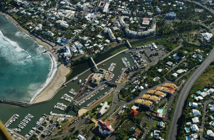port de saint-gilles