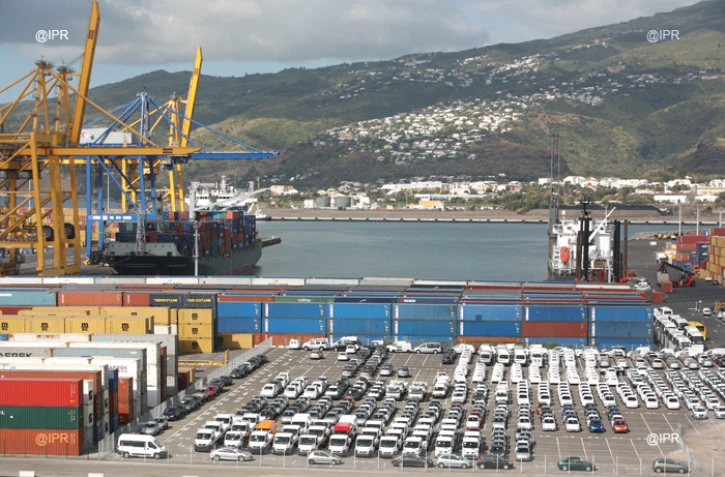 Le port est