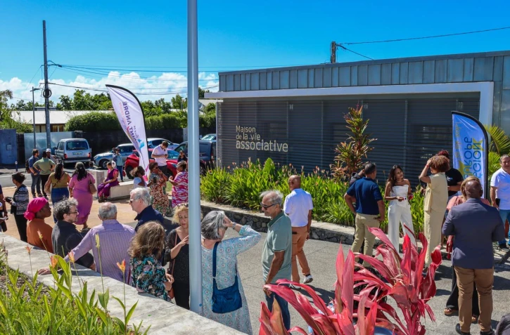 Saint-André : le maire inaugure la Maison de la vie associative et un CFA dédié au sport