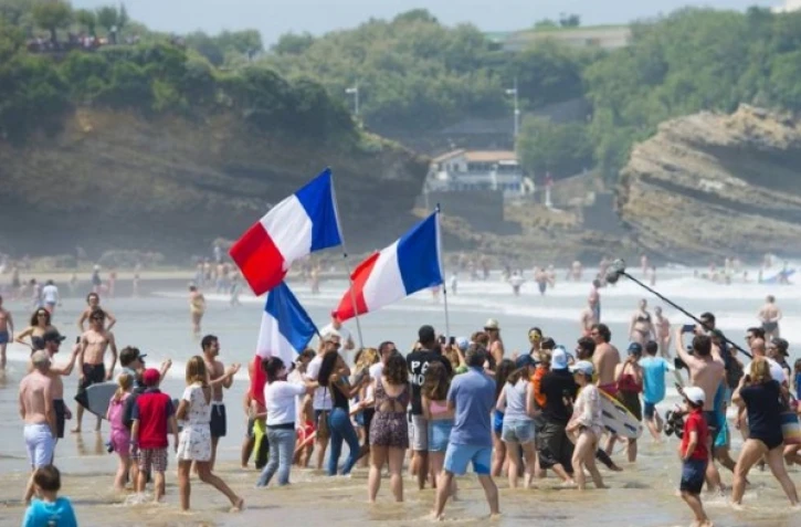 La France Championne du monde de surf
