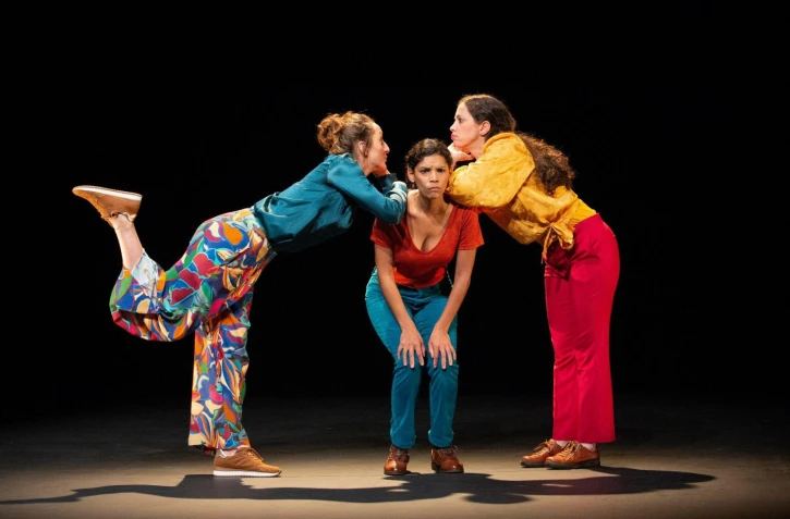 Théâtre Enfants de La Creuse Je ne suis pas sûr de mes dessous Lucet Langenier
