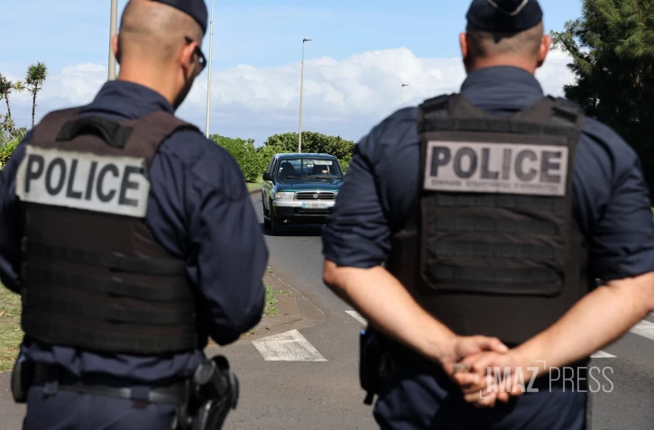 controle routier par la police nationale au Barachois 