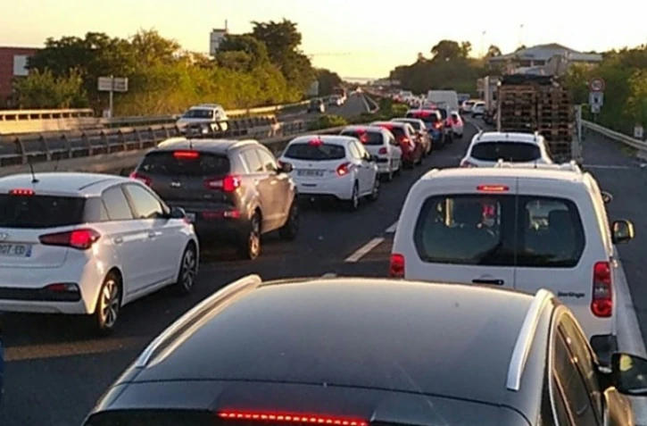 bouchon route du littoral