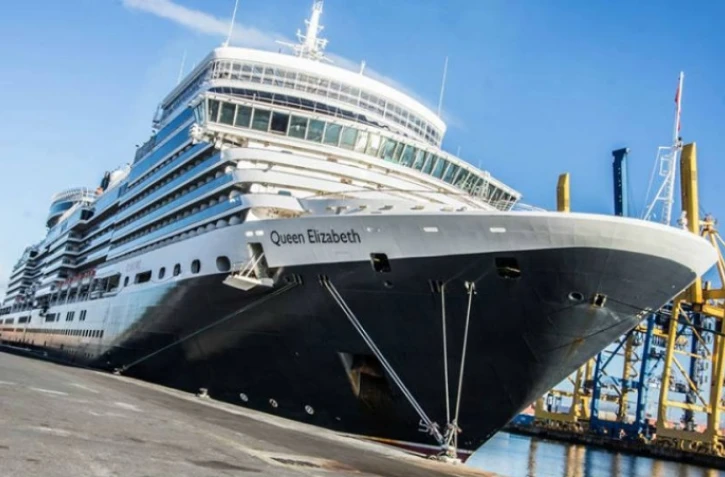 Le Queen Elizabeth a accosté à La Réunion