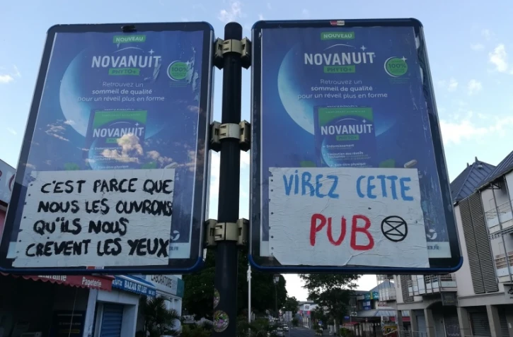 publicité, panneaux publicitaires, coronavirus, crise, covid-19, Extinction Rebellion Réunion