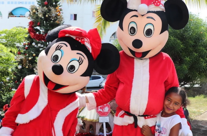Noël, parade, Plateau Caillou, Saint-Paul, ambiance, fête